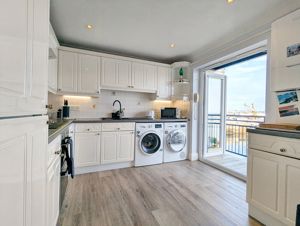 Photo 31- click for photo gallery